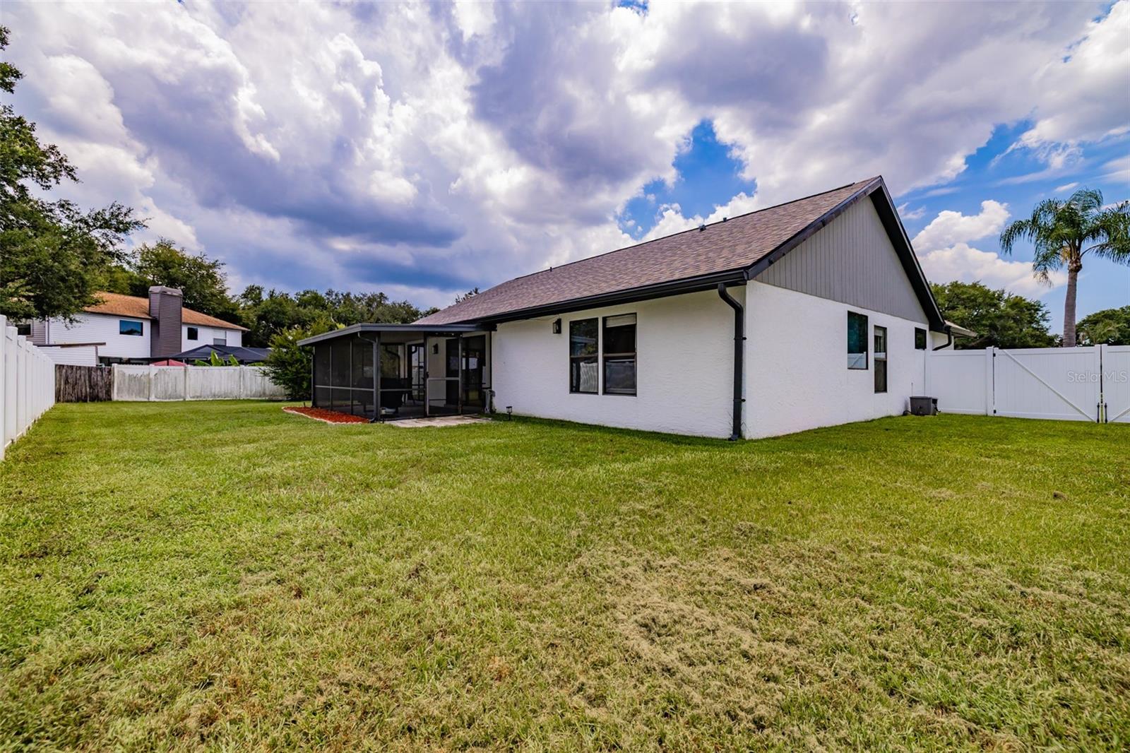 KINGSWAY OAKS PH 1 - Residential