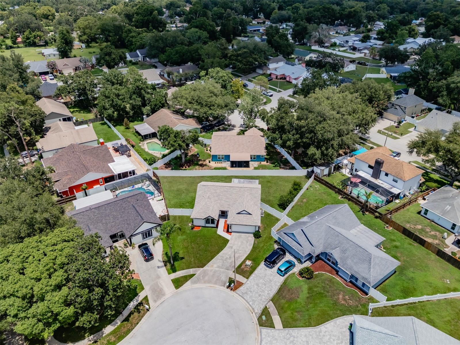 KINGSWAY OAKS PH 1 - Residential