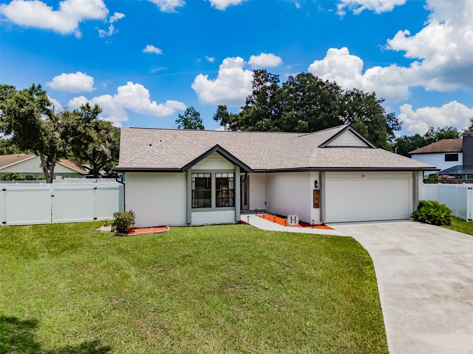 KINGSWAY OAKS PH 1 - Residential