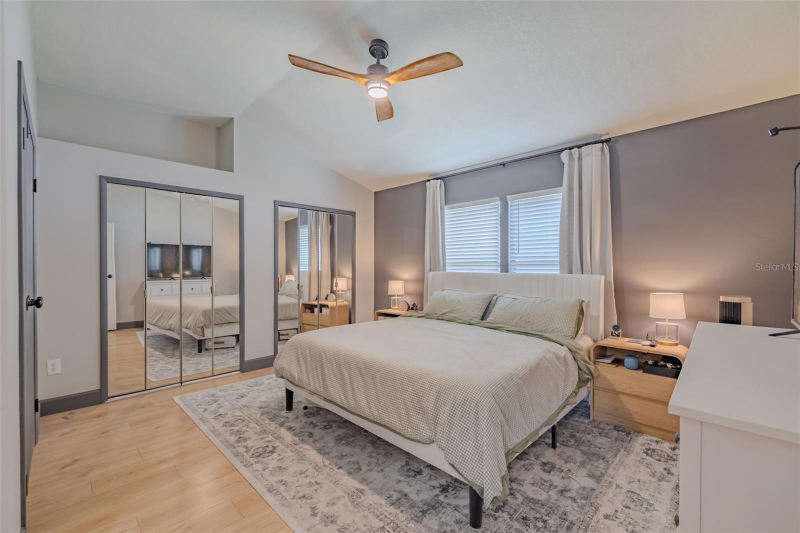KINGSWAY OAKS PH 1 - Residential
