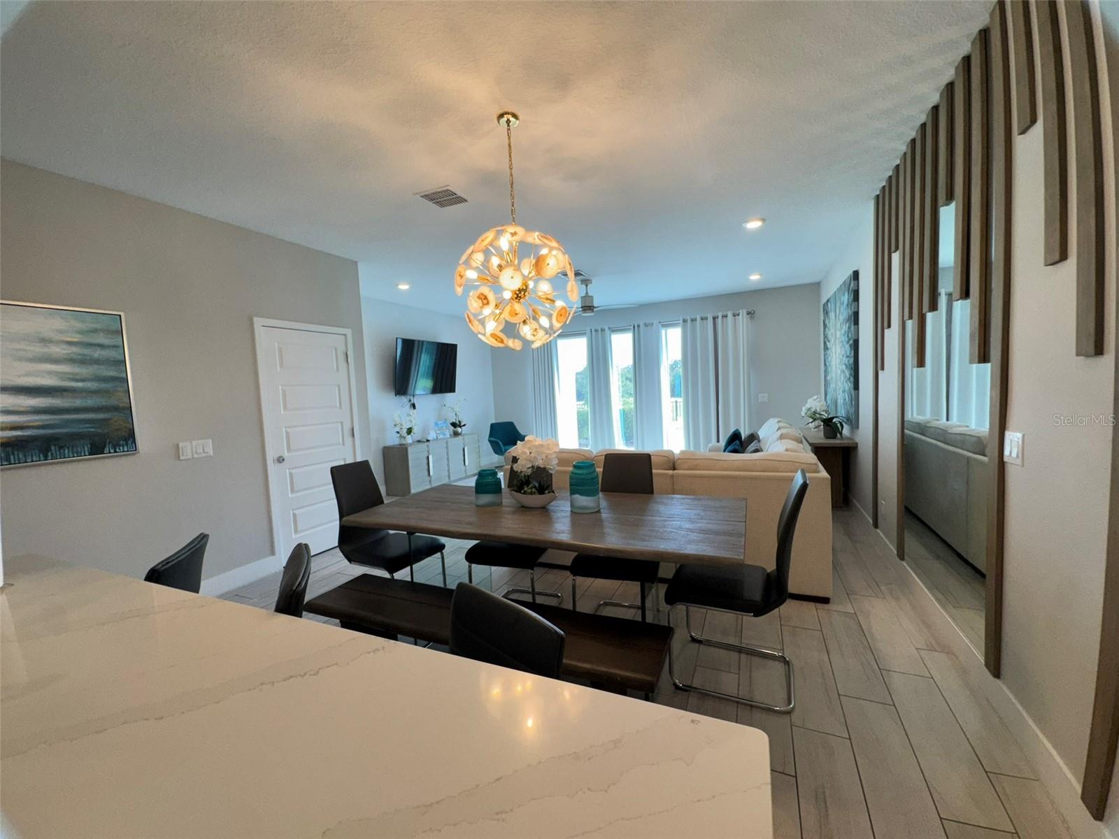 REUNION FAIRWAYS 17 & 18 PH 3 - Residential Lease