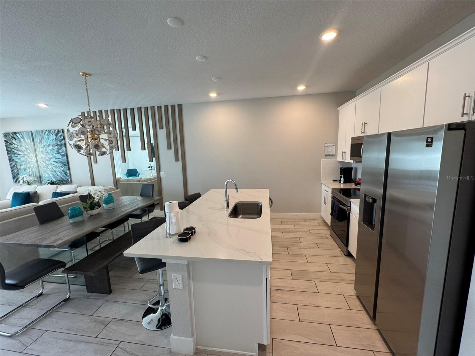 REUNION FAIRWAYS 17 & 18 PH 3 - Residential Lease