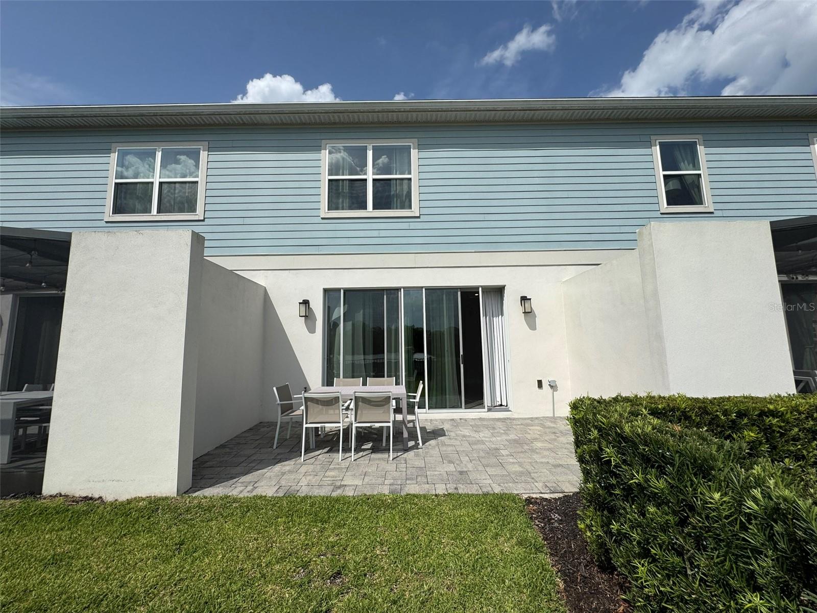 REUNION FAIRWAYS 17 & 18 PH 3 - Residential Lease