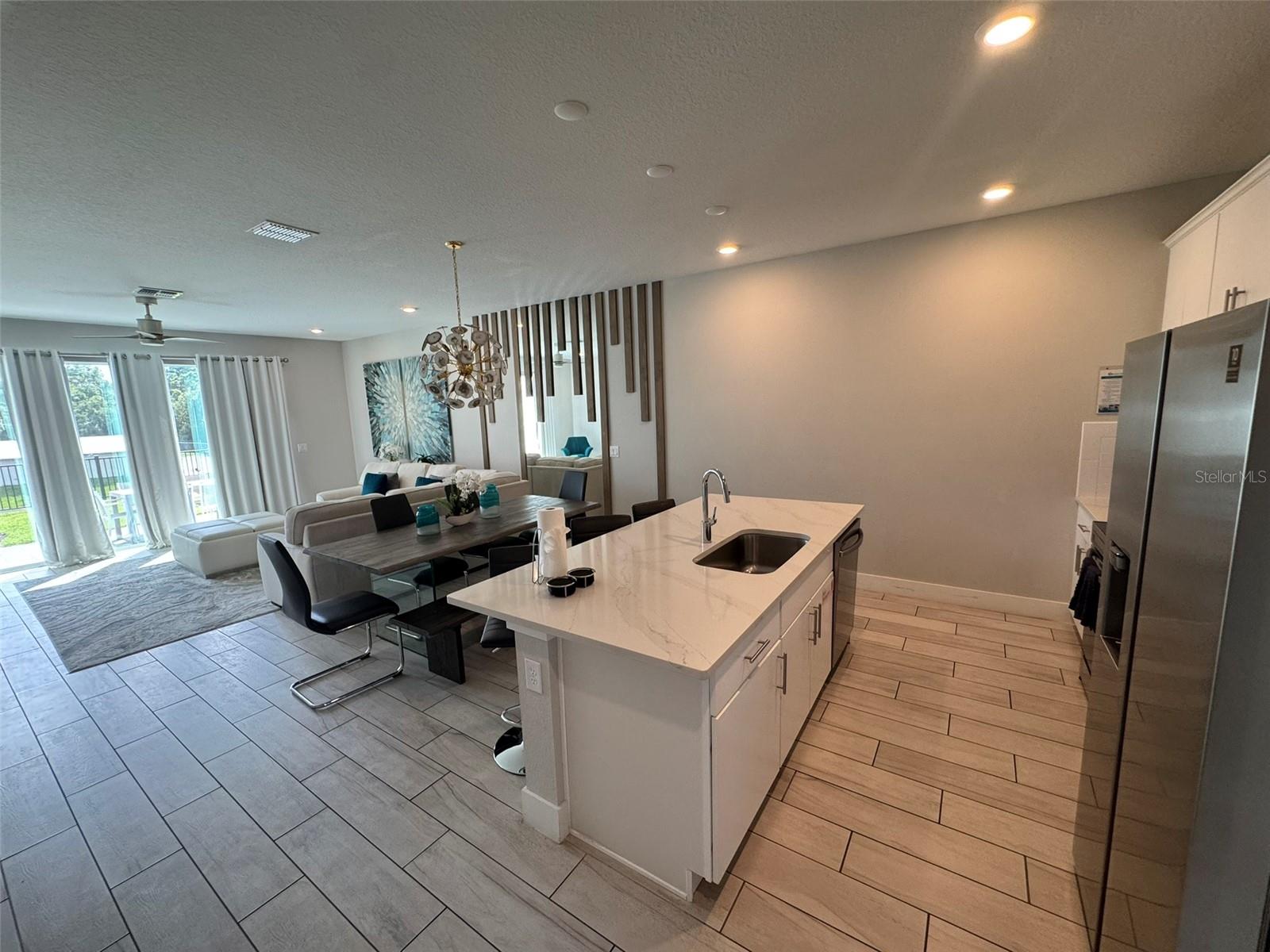 REUNION FAIRWAYS 17 & 18 PH 3 - Residential Lease