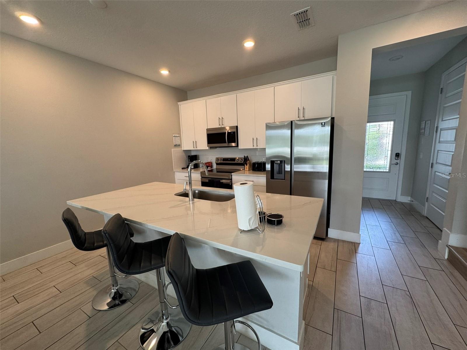 REUNION FAIRWAYS 17 & 18 PH 3 - Residential Lease