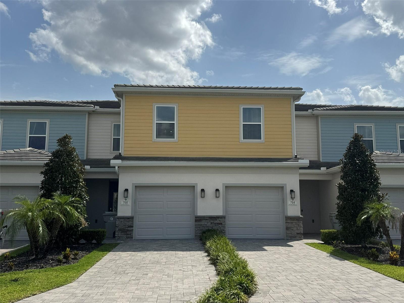REUNION FAIRWAYS 17 & 18 PH 3 - Residential Lease