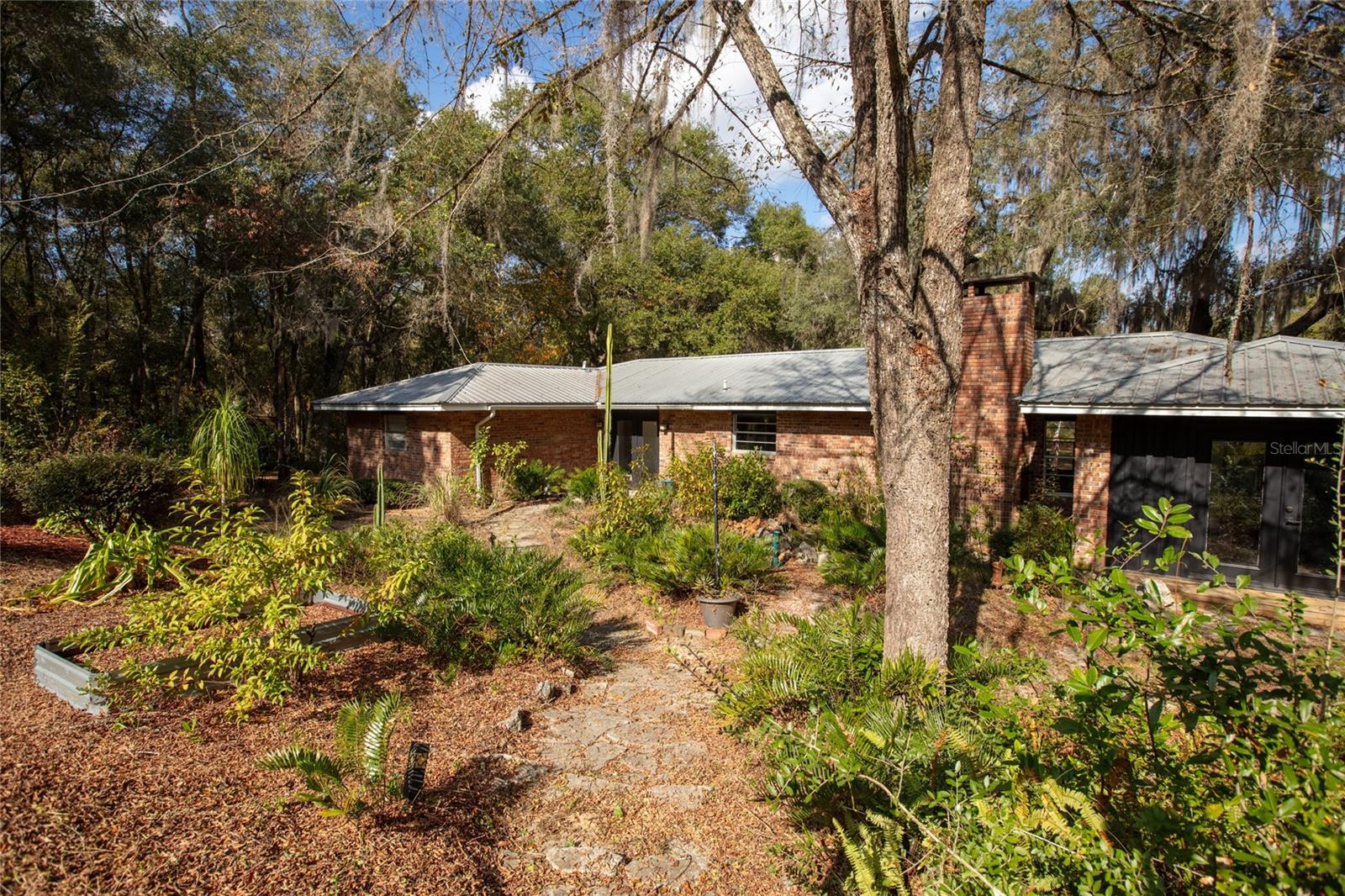 METES AND BOUNDS - Residential