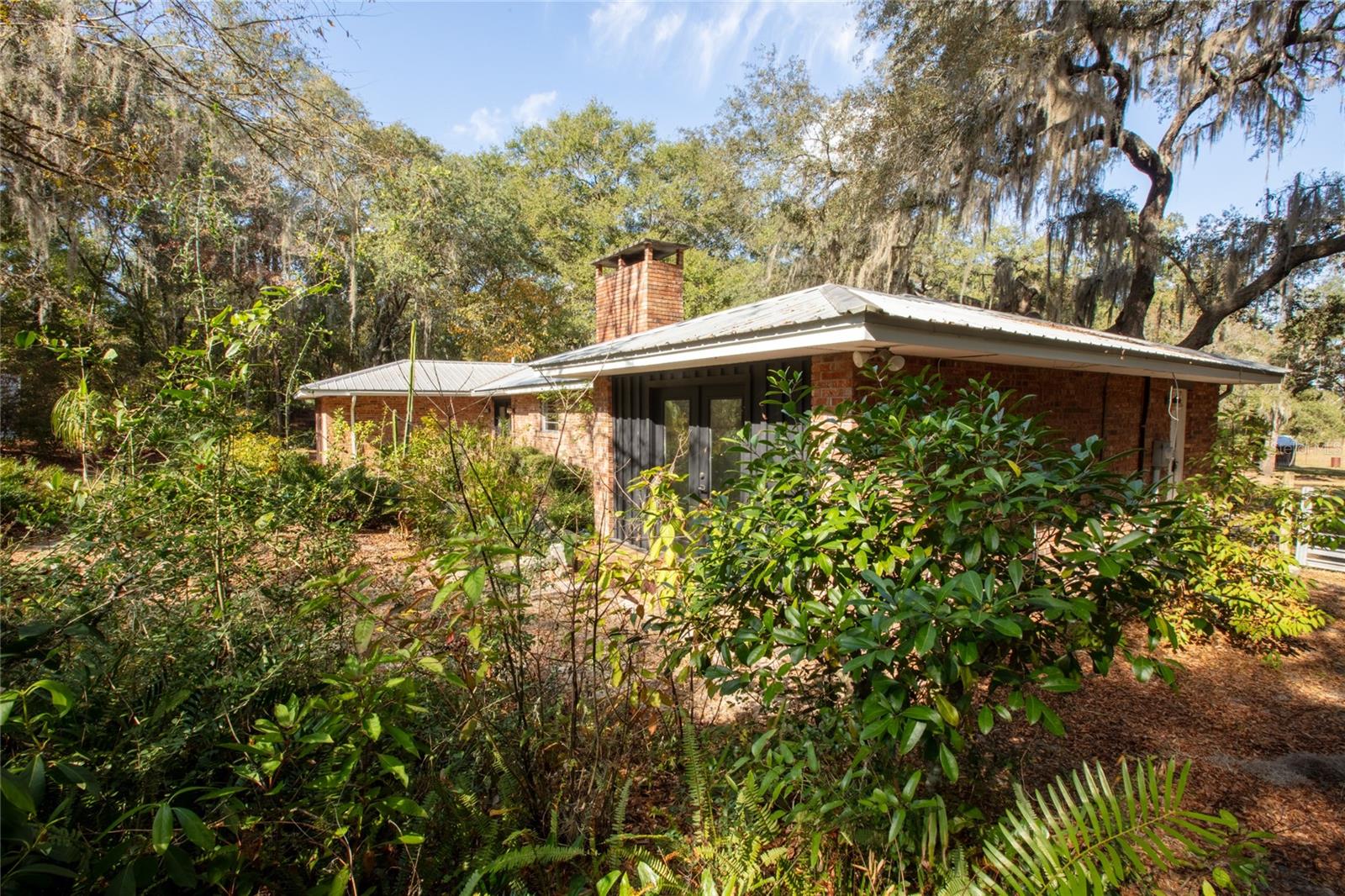METES AND BOUNDS - Residential