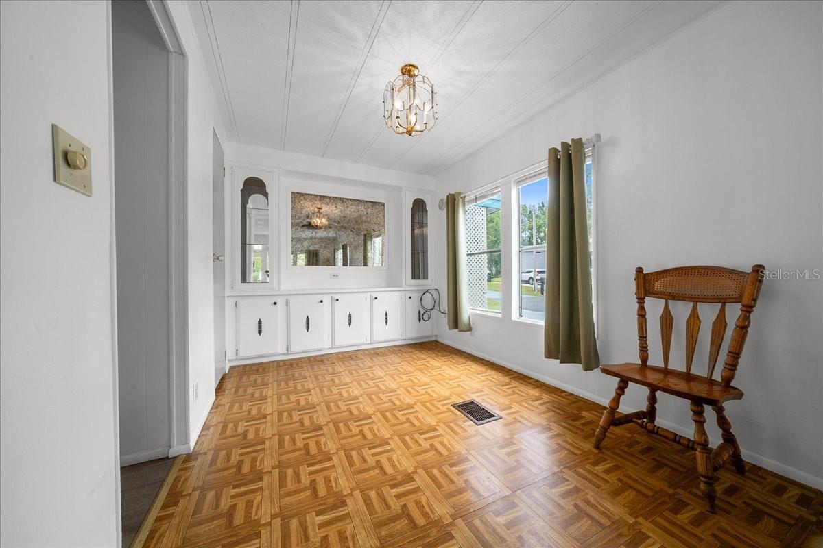 OAK PARK VILLAGE - Residential