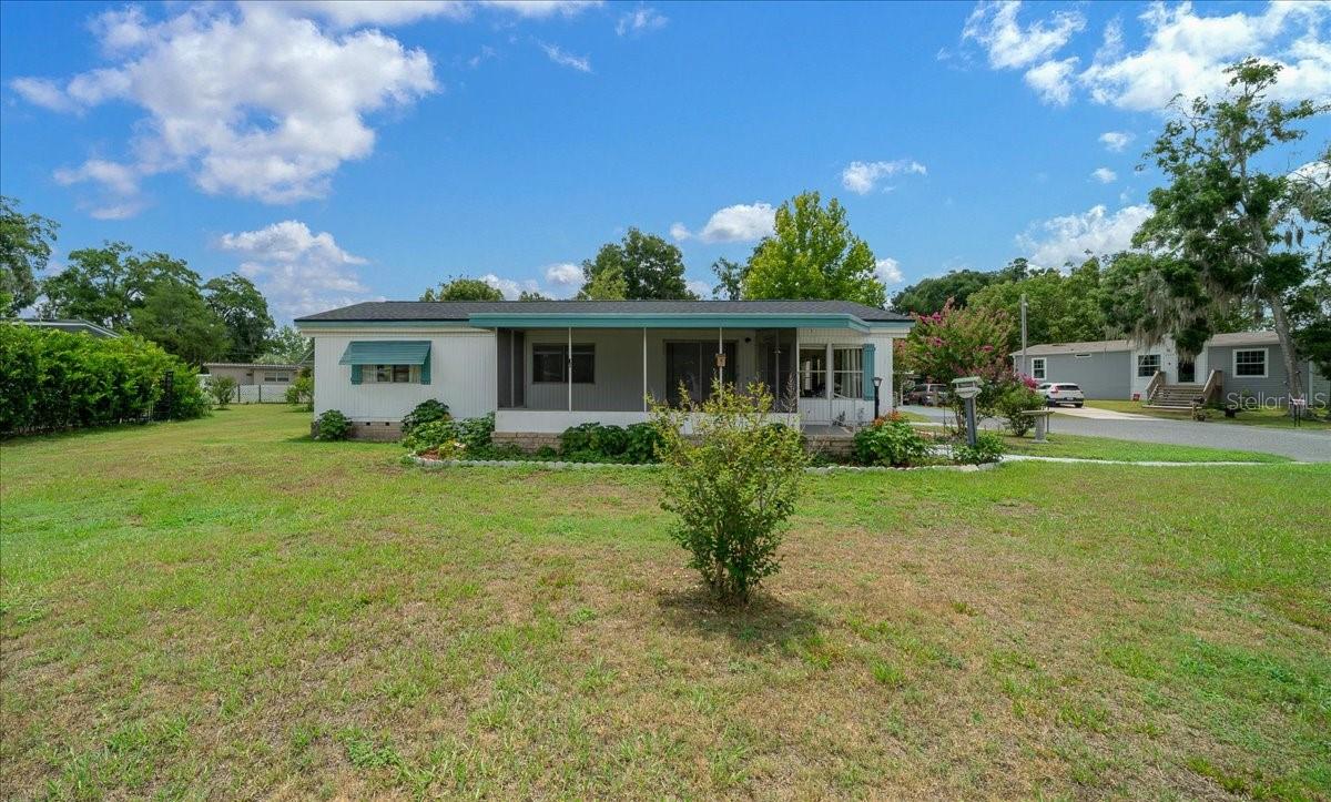 OAK PARK VILLAGE - Residential