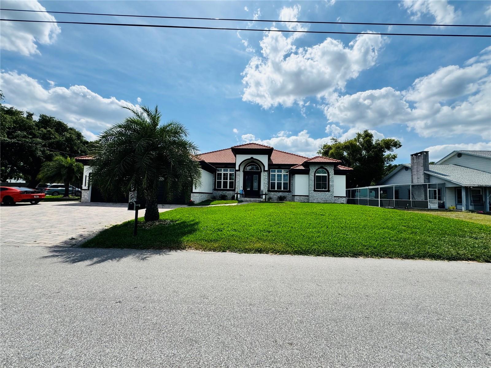 LAKE JESSIE OR CARRS J A - Residential