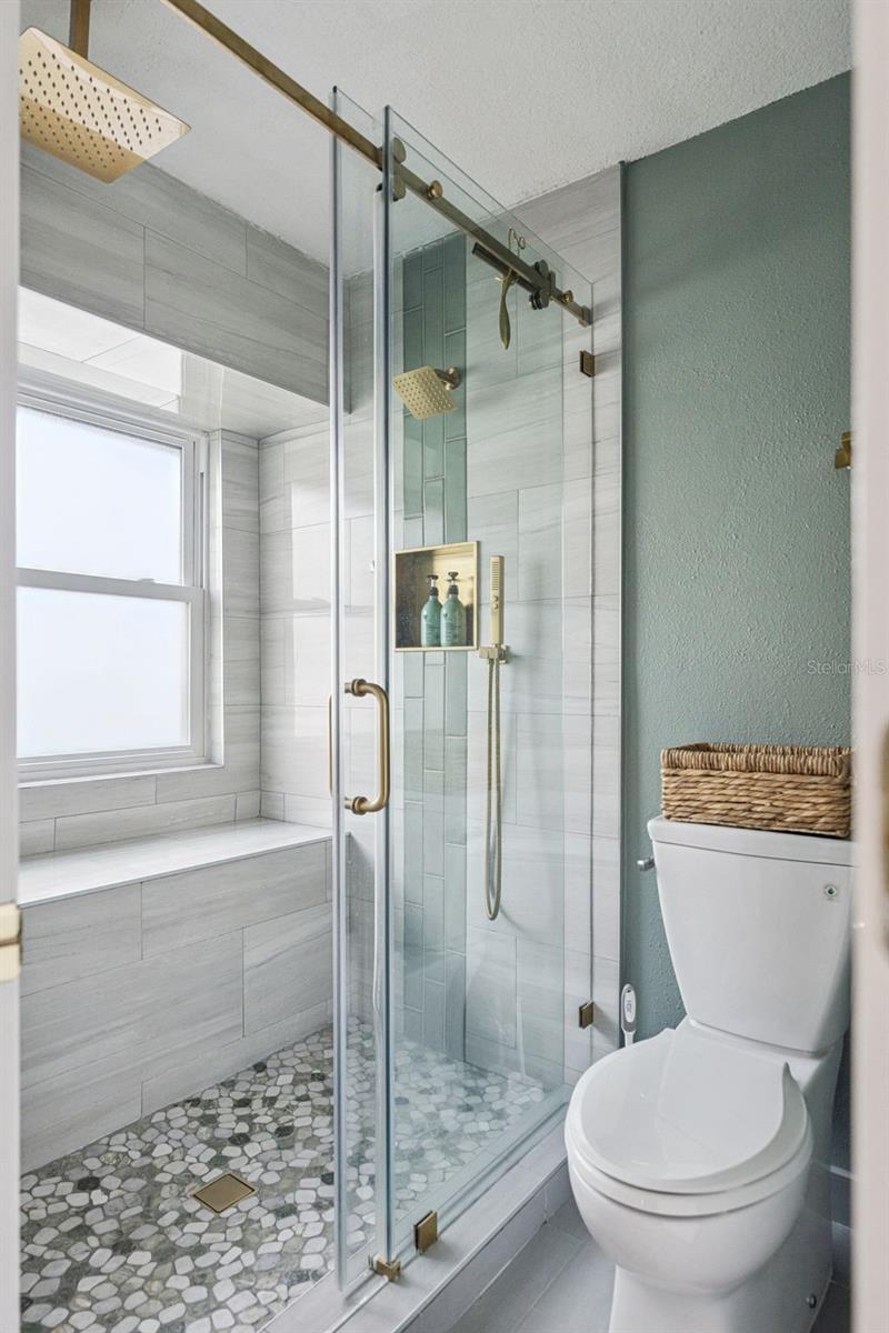 ALAFAYA WOODS PH 10 - Residential