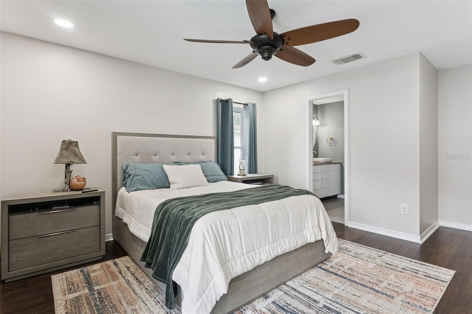 ALAFAYA WOODS PH 10 - Residential