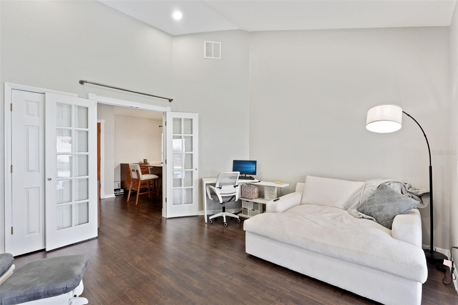 ALAFAYA WOODS PH 10 - Residential