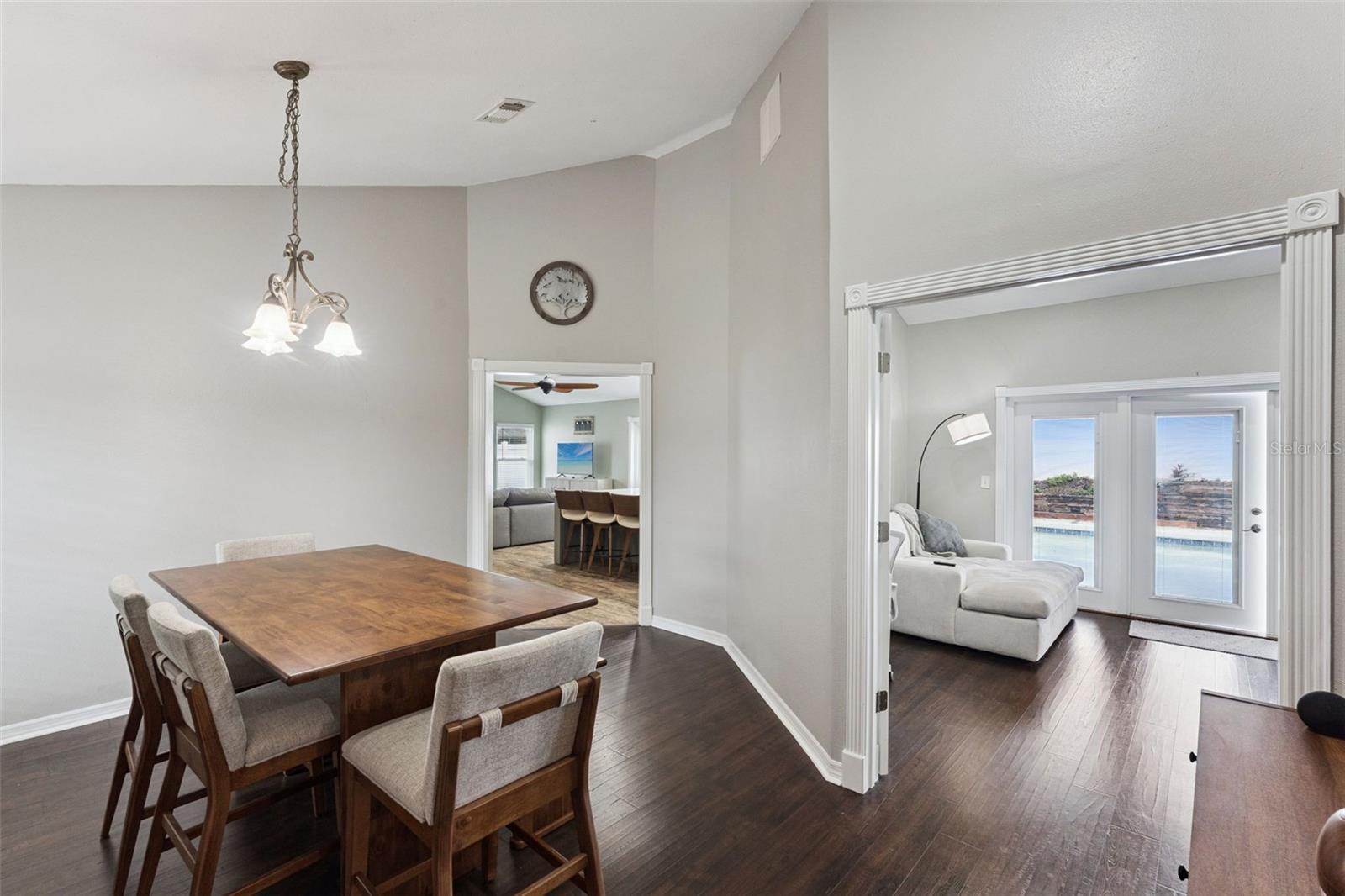 ALAFAYA WOODS PH 10 - Residential