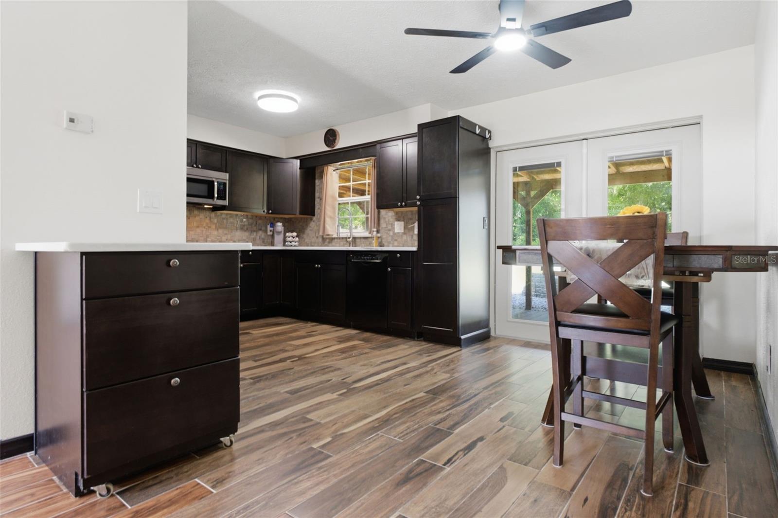OCALA PARK ESTATE - Residential