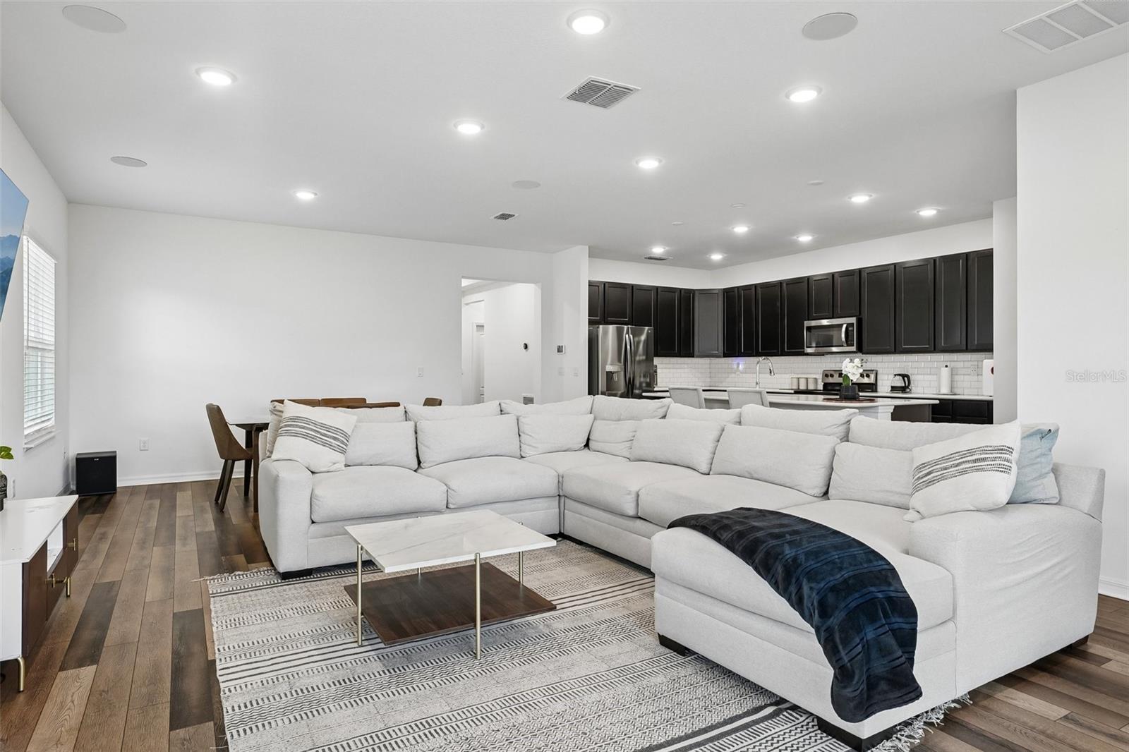 MIRADA PCLS 20 & 22 - Residential