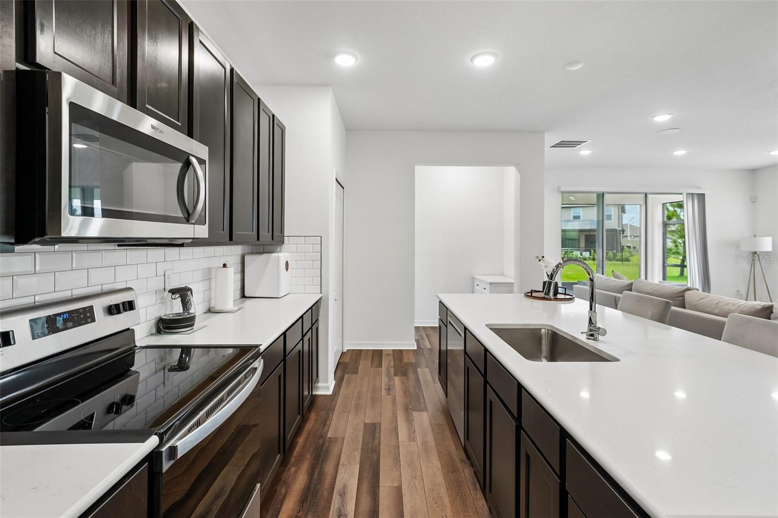 MIRADA PCLS 20 & 22 - Residential