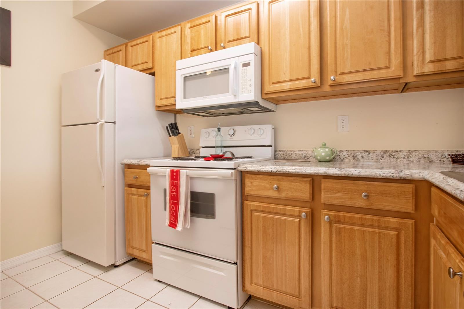 LAS PALMAS OF SARASOTA - Residential