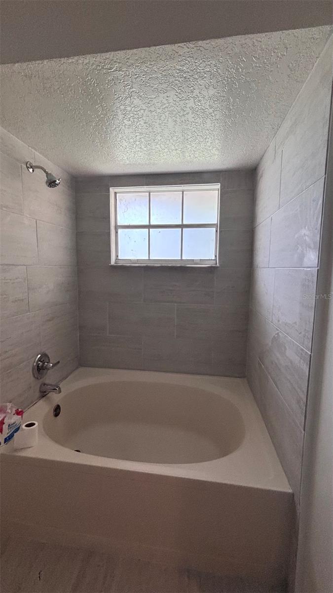 HIAWASSEE LANDINGS - Residential