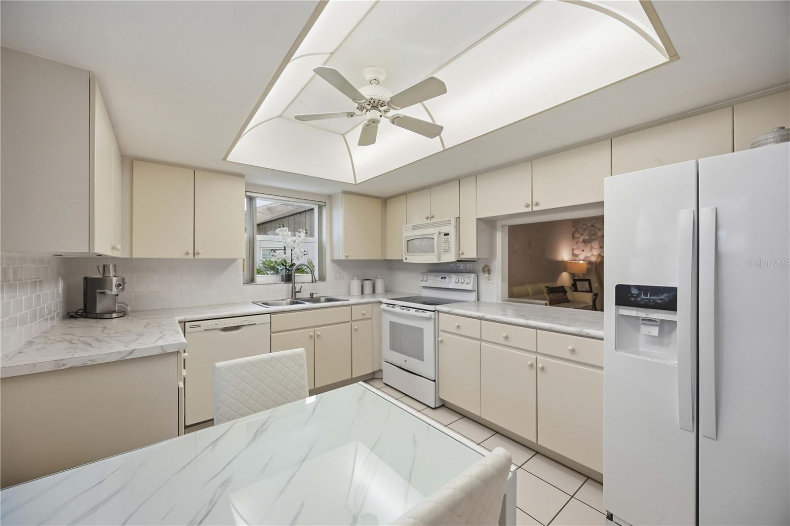 VILLAGE OAKS SEC A - Residential