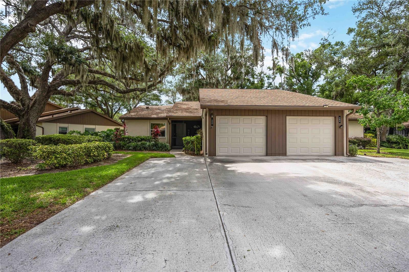 VILLAGE OAKS SEC A - Residential