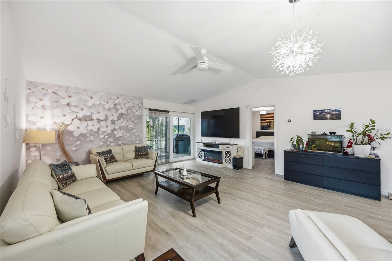 VILLAGE OAKS SEC A - Residential