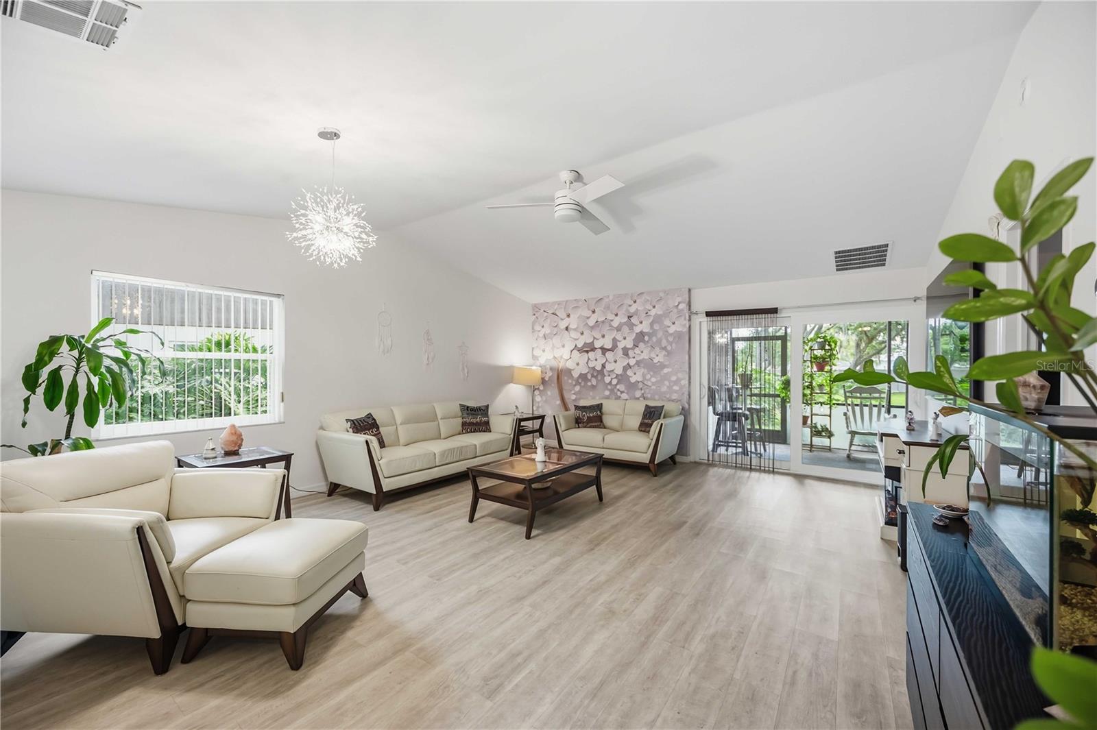 VILLAGE OAKS SEC A - Residential