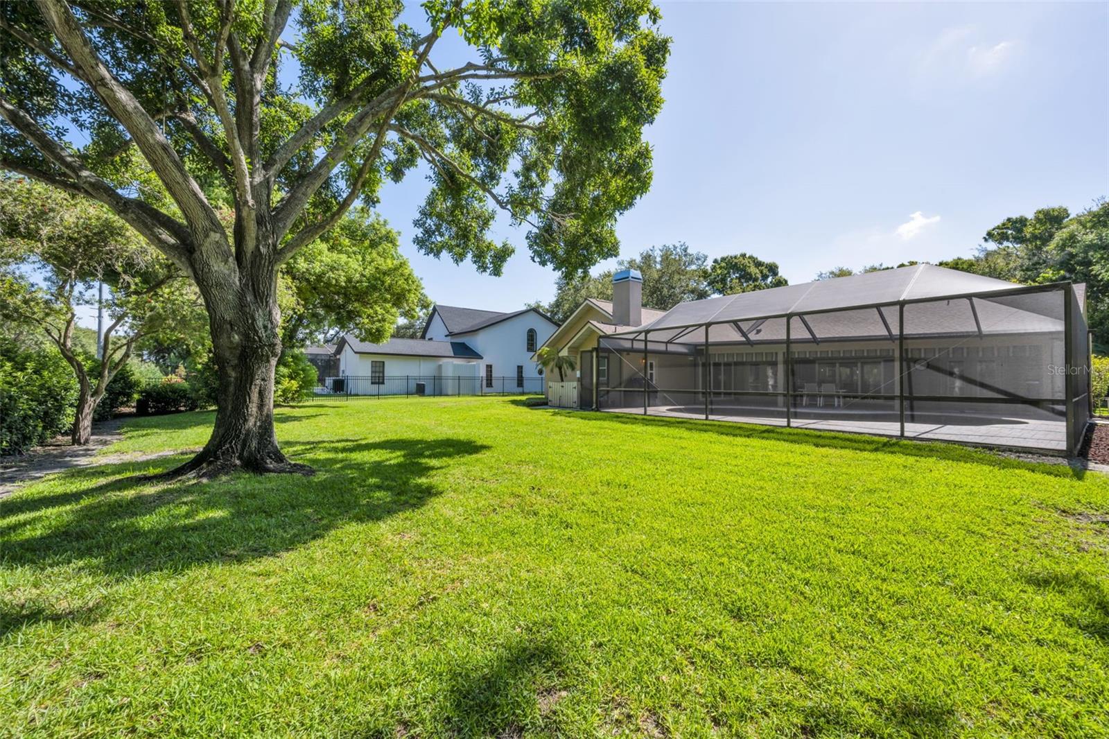 WINDTREE OAKS - Residential