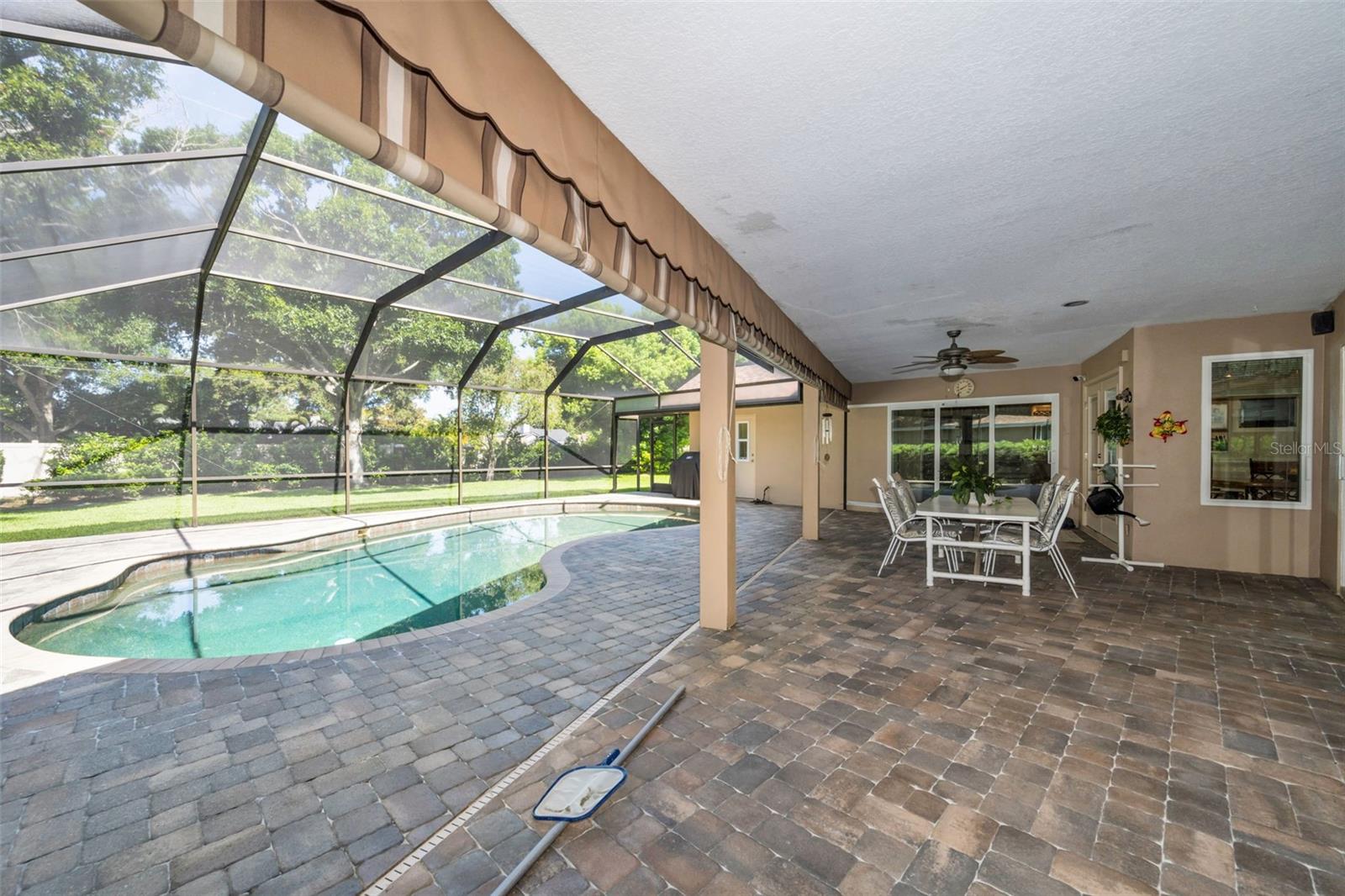 WINDTREE OAKS - Residential