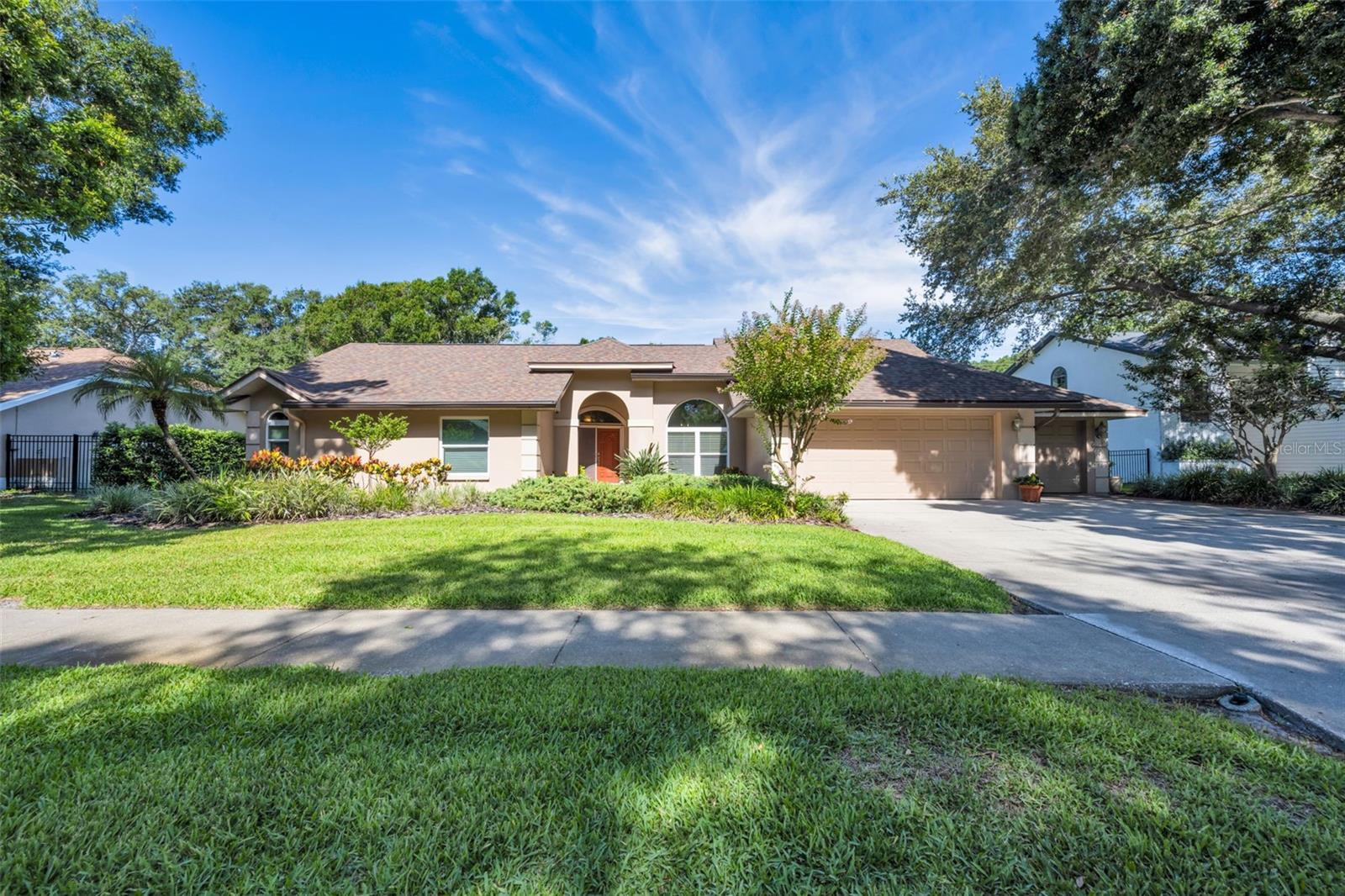 WINDTREE OAKS - Residential