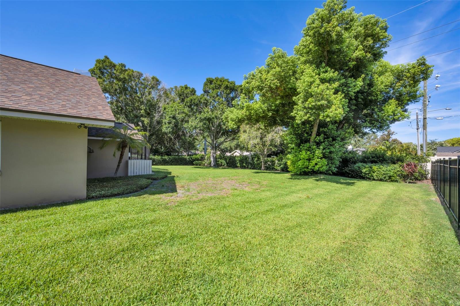 WINDTREE OAKS - Residential