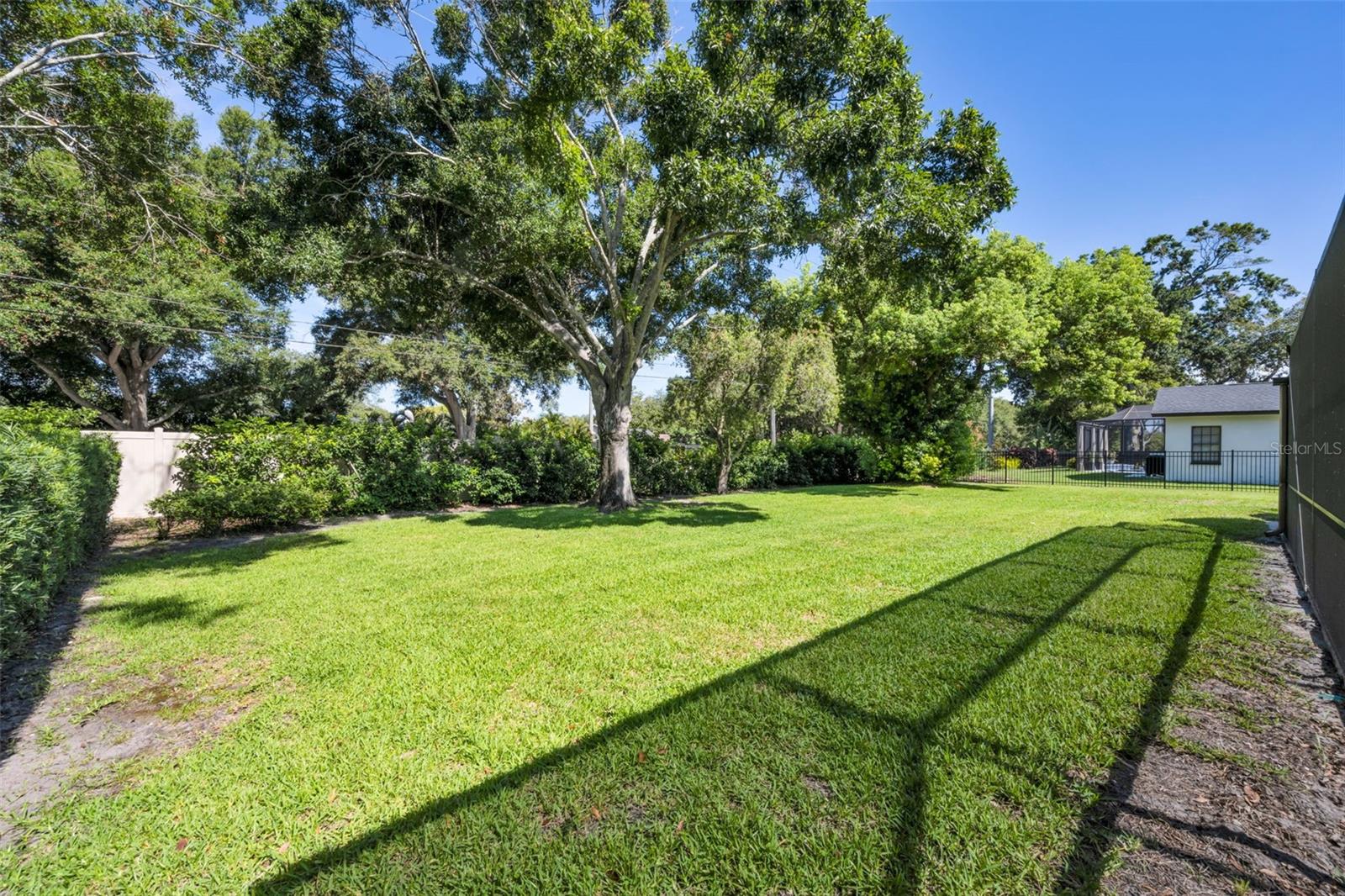 WINDTREE OAKS - Residential