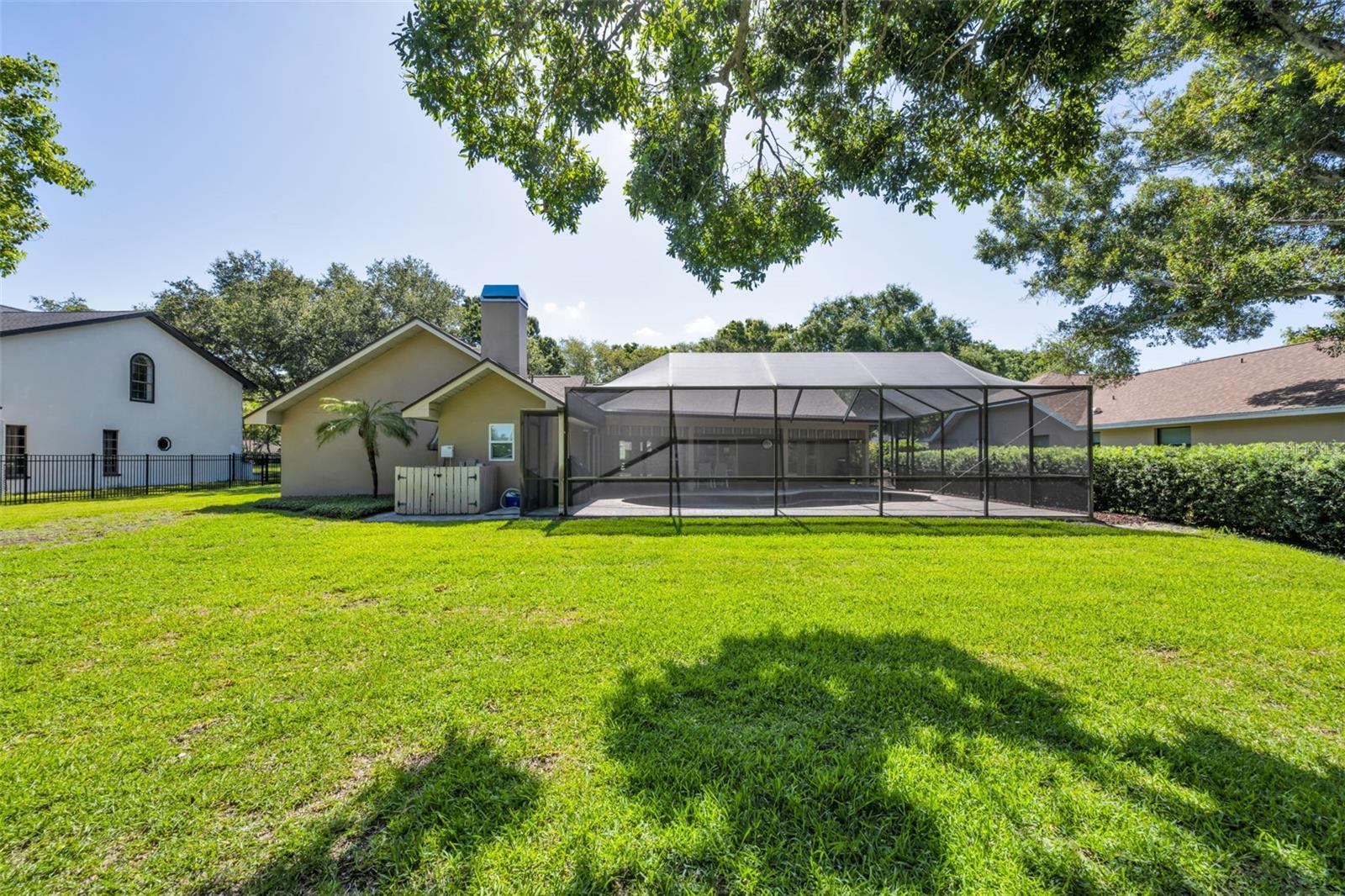 WINDTREE OAKS - Residential