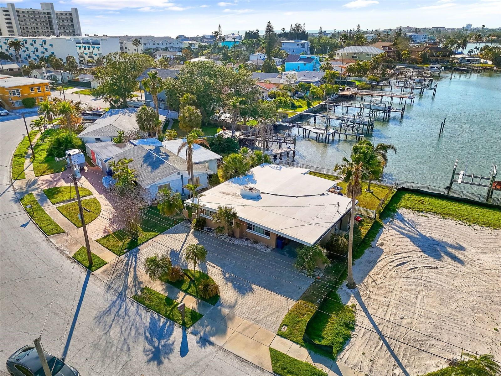 LONE PALM BEACH 5TH ADD - Land