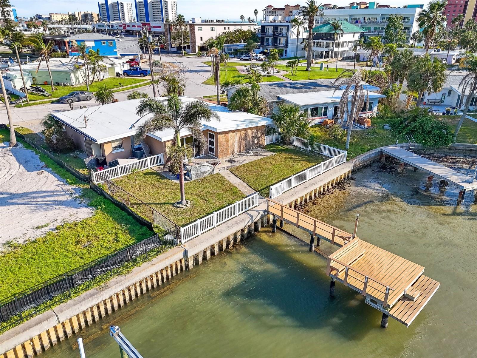 LONE PALM BEACH 5TH ADD - Land