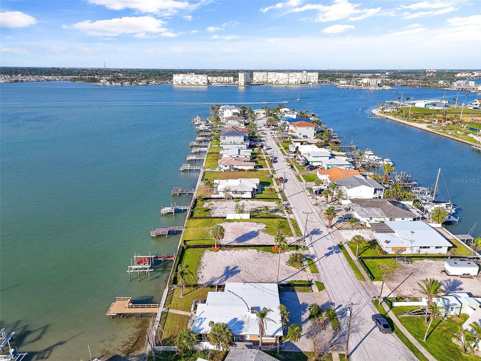 LONE PALM BEACH 5TH ADD - Land