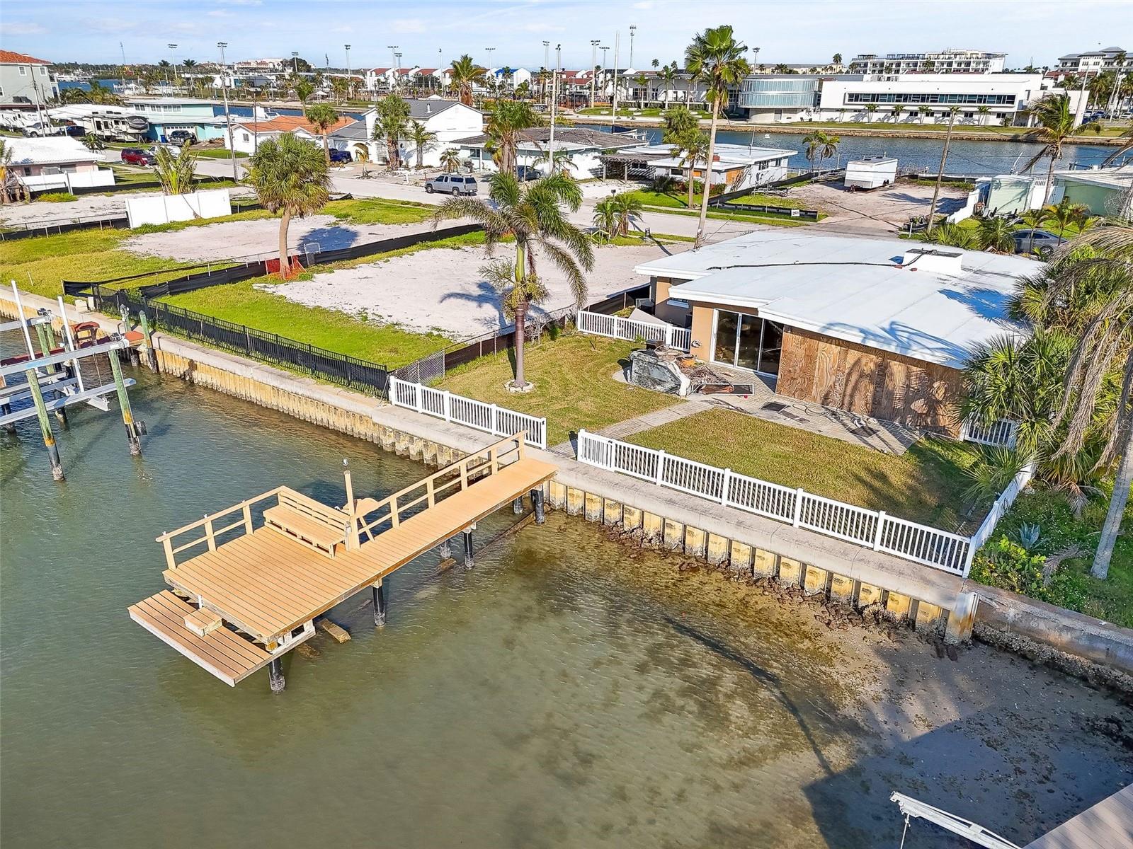 LONE PALM BEACH 5TH ADD - Land