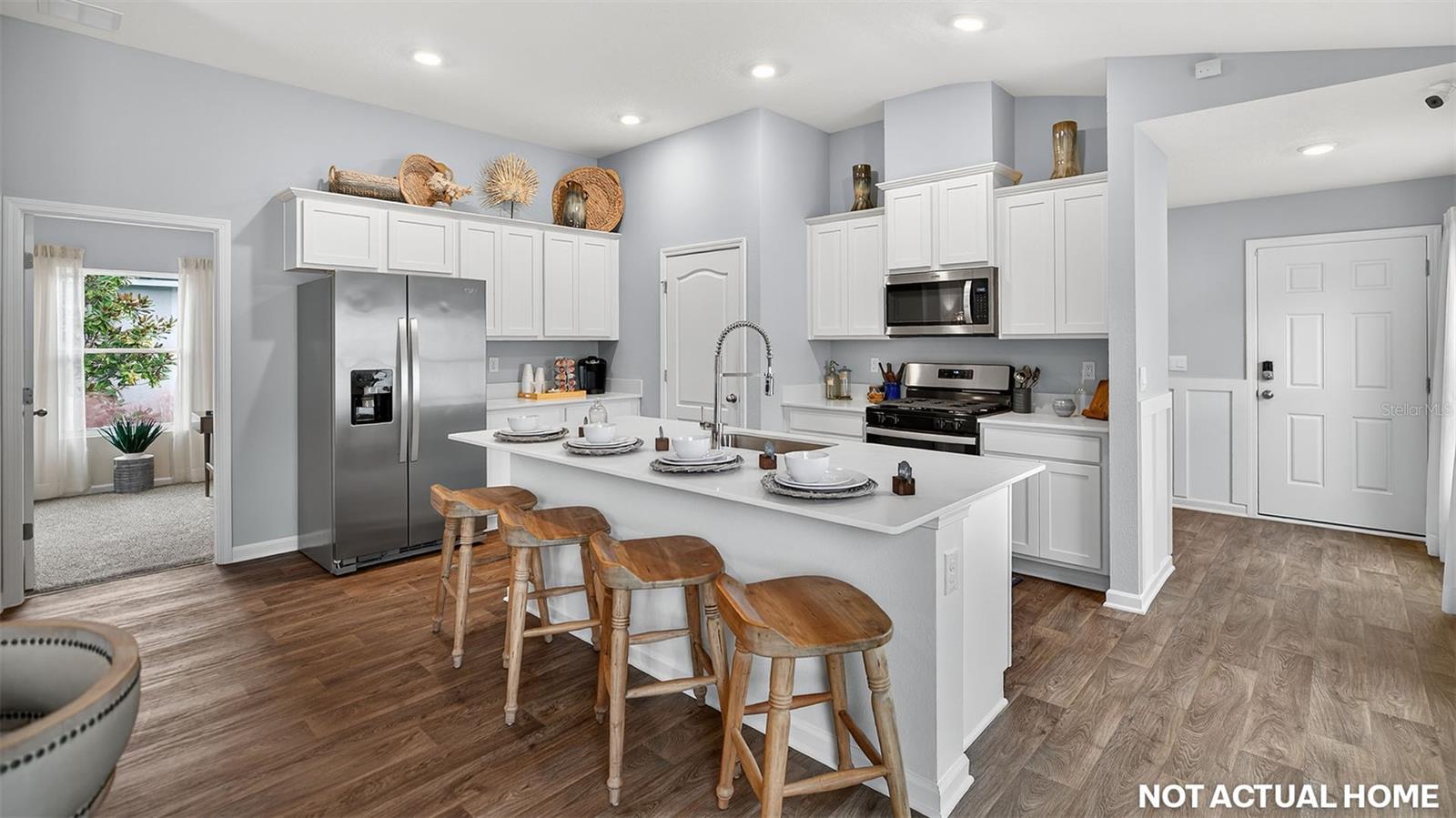 GRAND RESERVE AND GOLF CLUB - Residential