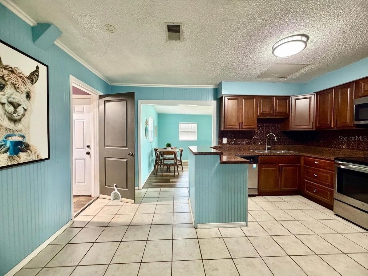 SPRING HILL - Residential