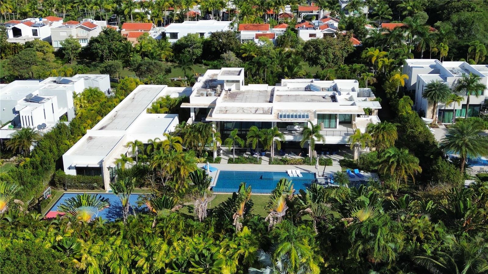 DORADO BEACH EAST - Residential