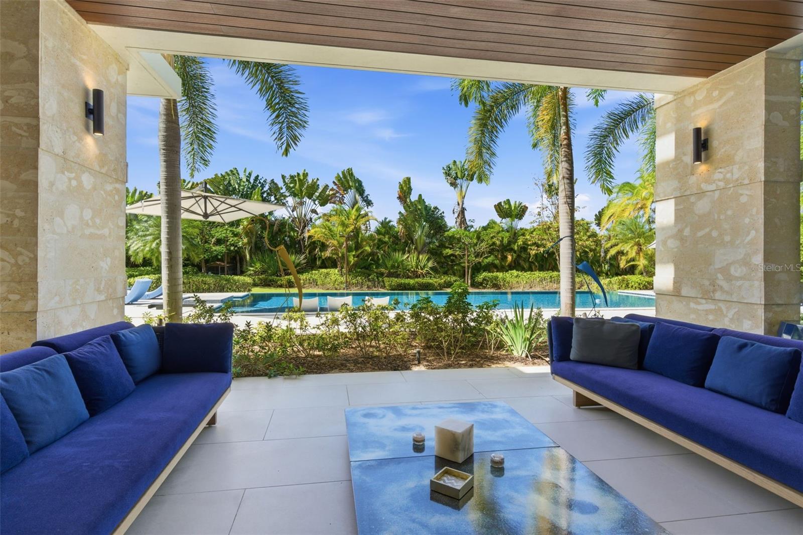 DORADO BEACH EAST - Residential