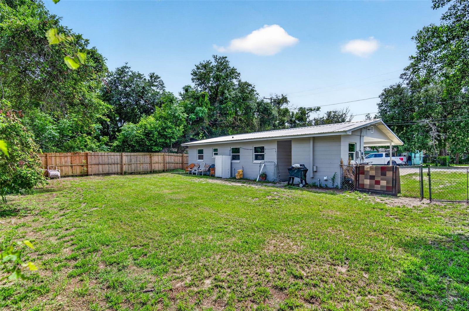 EAST LAKE PARK - Residential