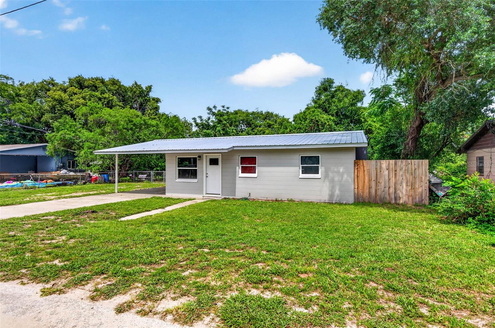 EAST LAKE PARK - Residential