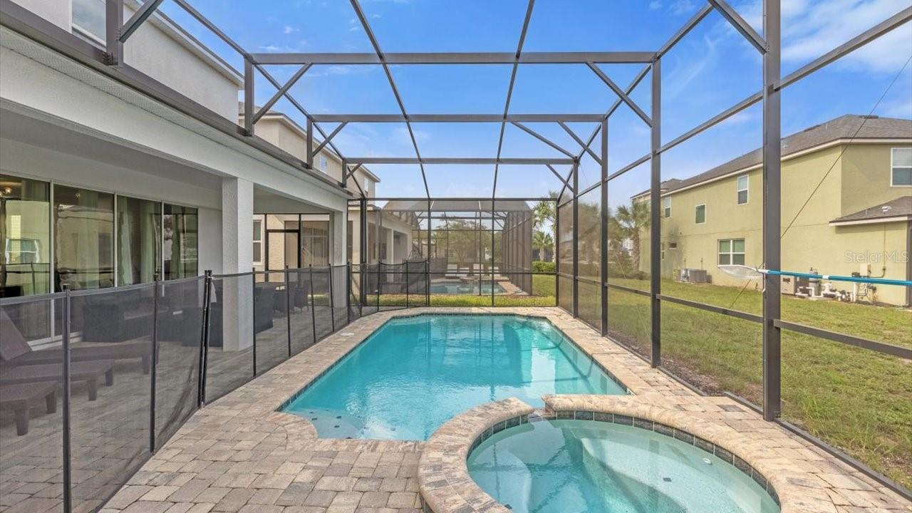 SOLARA RESORT - Residential