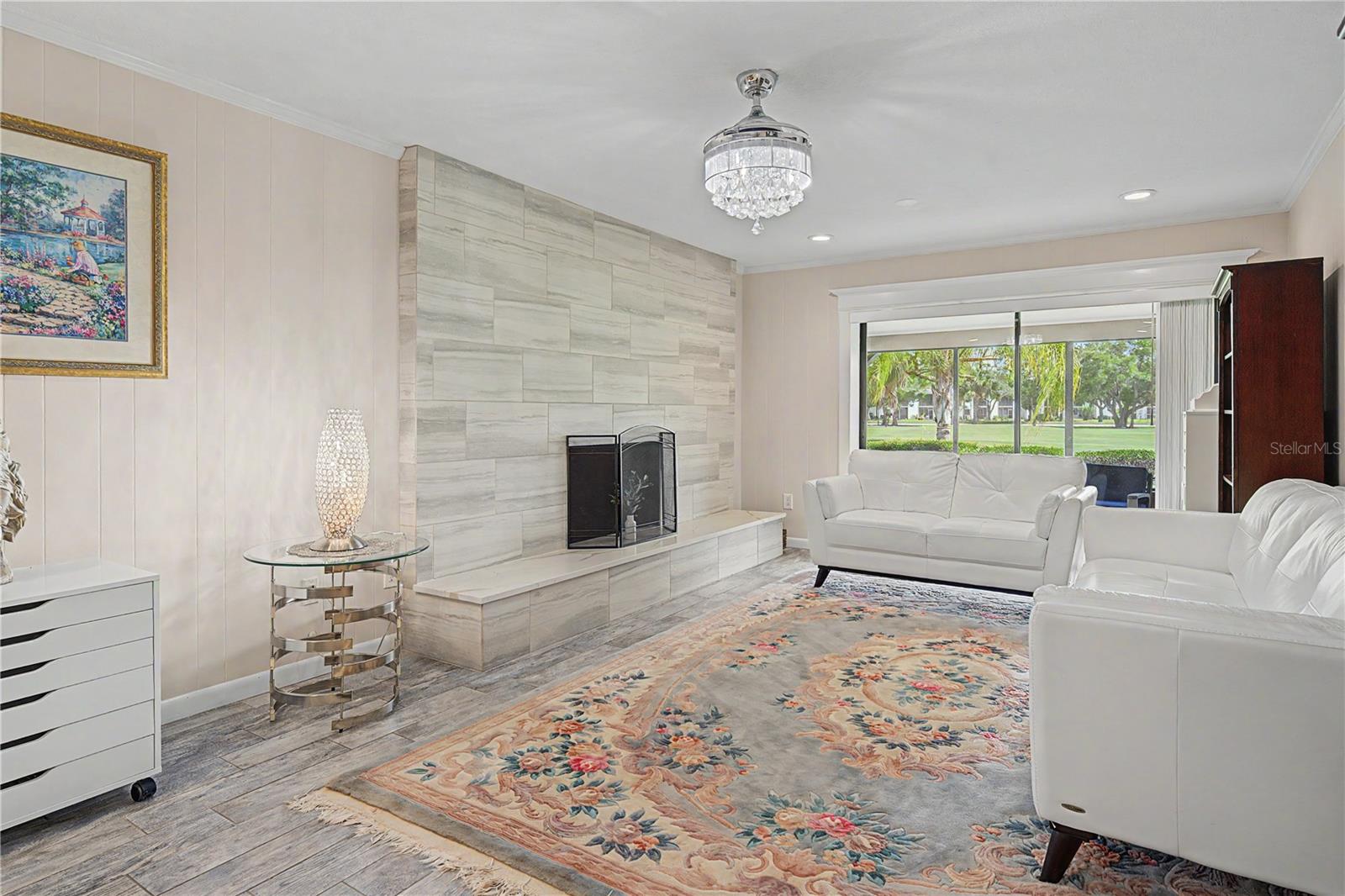 EAST LAKE WOODLANDS - Residential