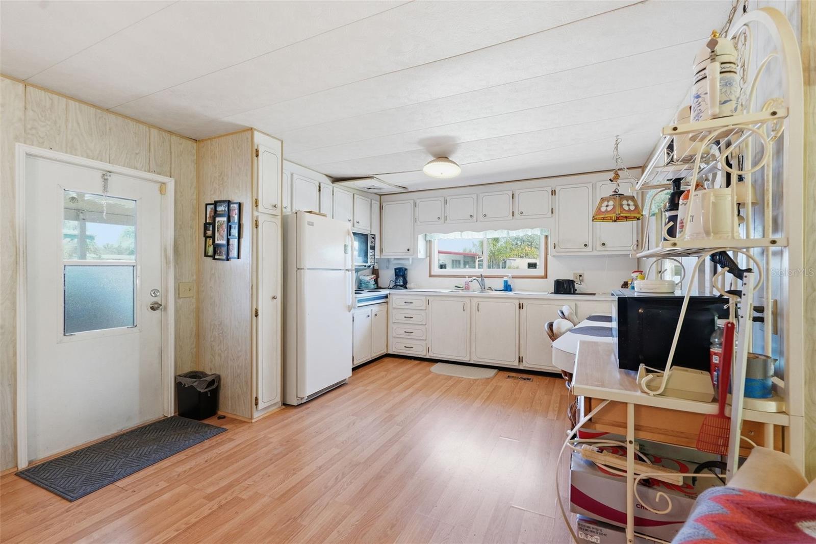 TARPON SHORES MOBILE HOME VILLAGE UNREC - Residential