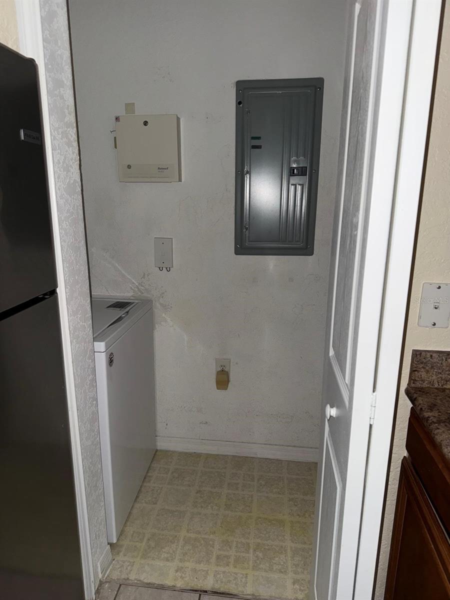 SERENATA CONDO - Residential Lease