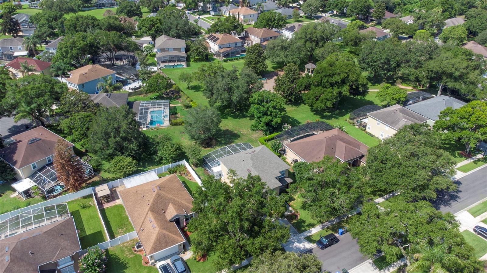 CHAPMAN GROVES - Residential