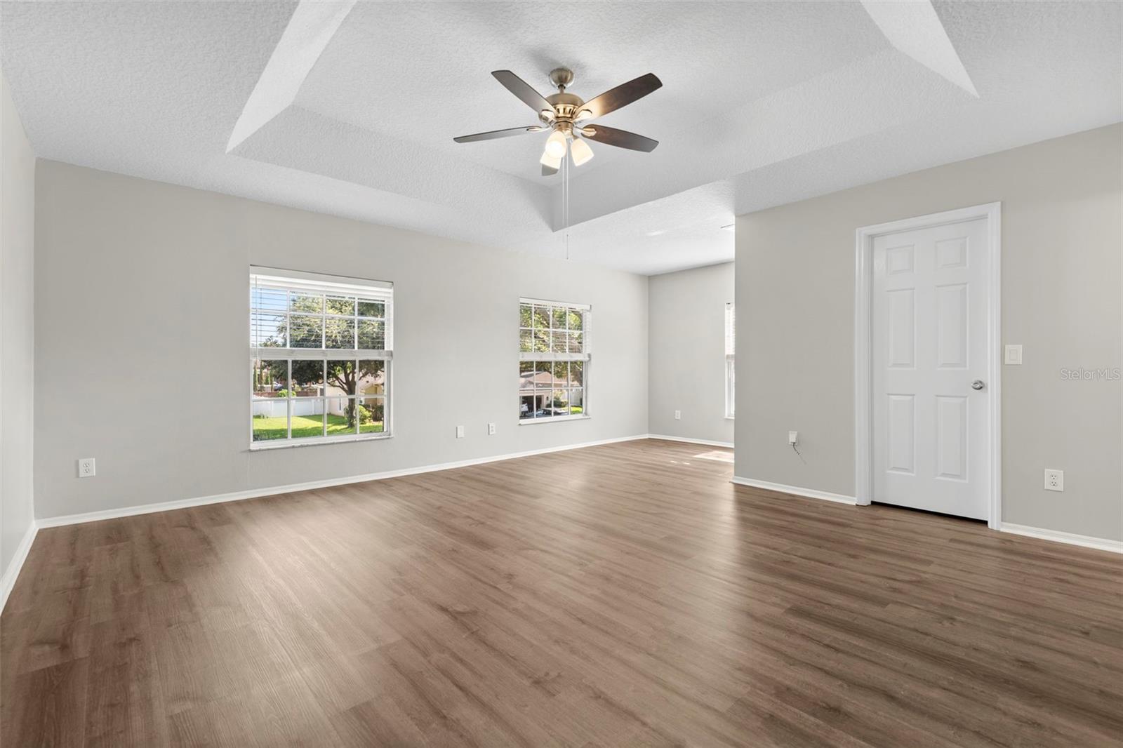 CHAPMAN GROVES - Residential